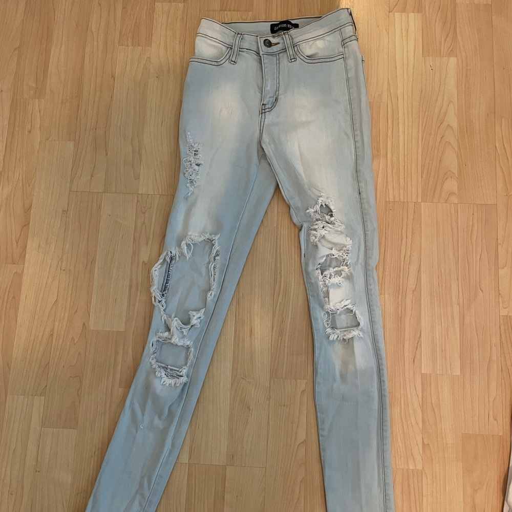 Fashion nova  high rise ripped jeans